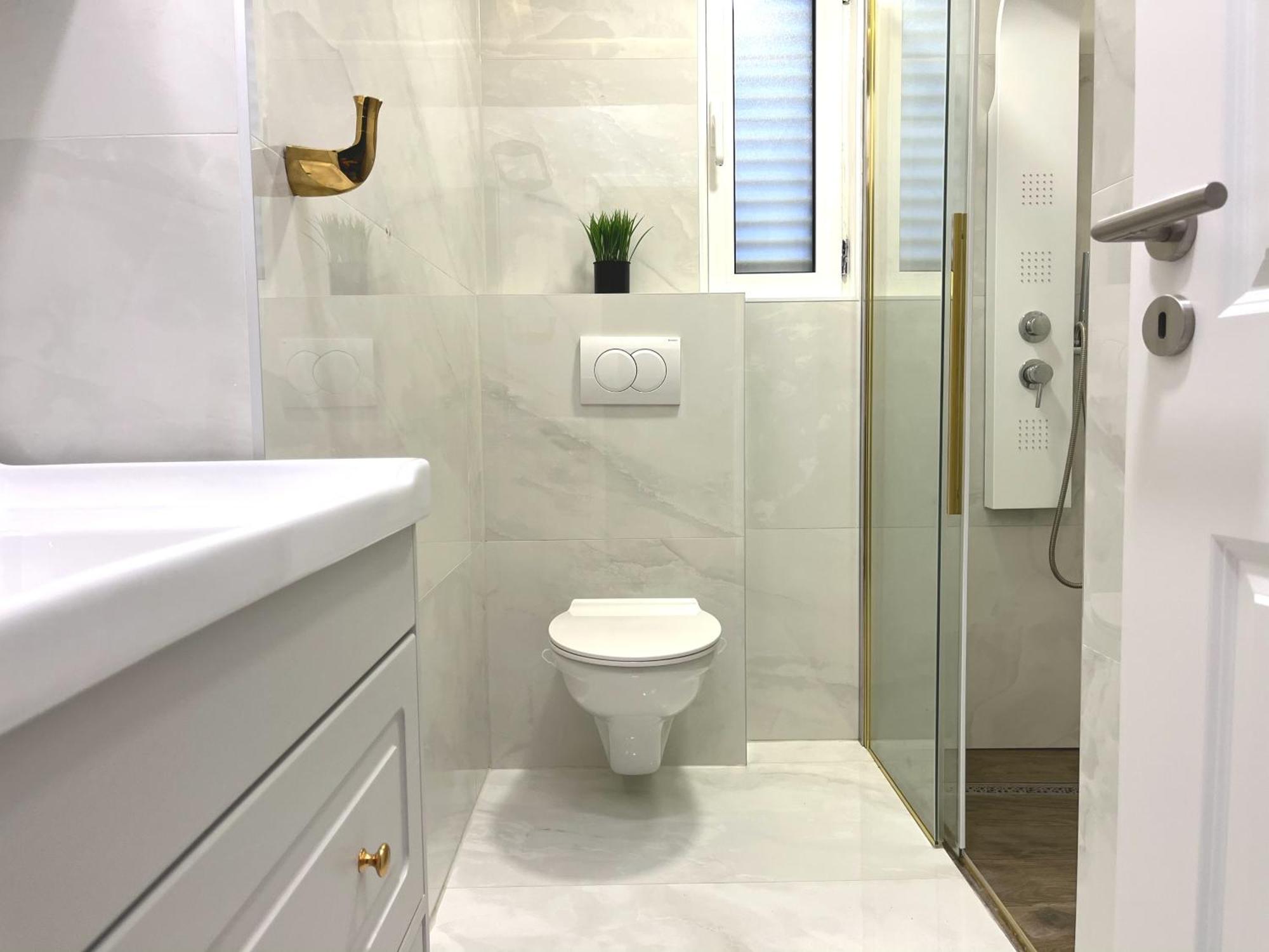 Central Single House With Parking-Top Location! Novalja Luaran gambar
