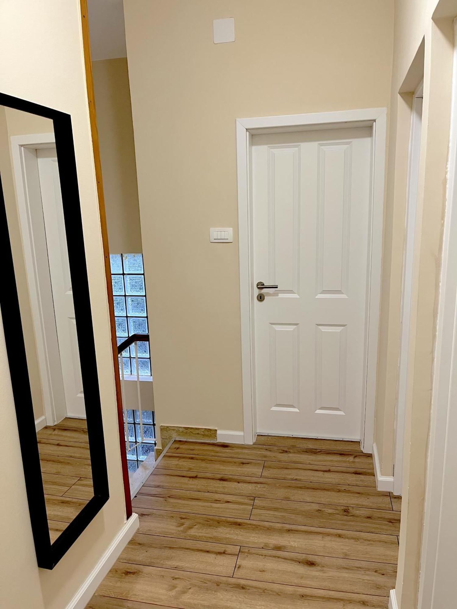 Central Single House With Parking-Top Location! Novalja Luaran gambar