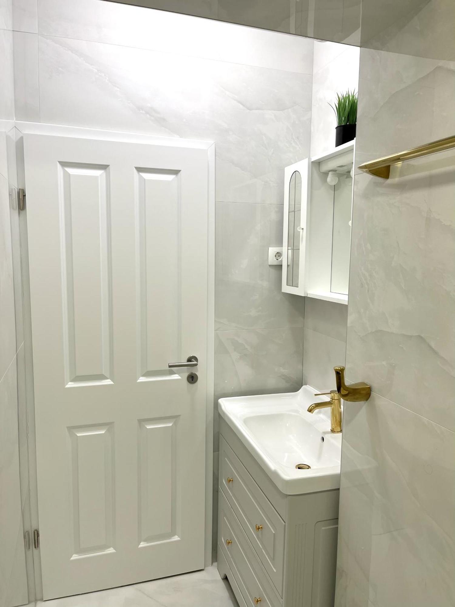Central Single House With Parking-Top Location! Novalja Luaran gambar